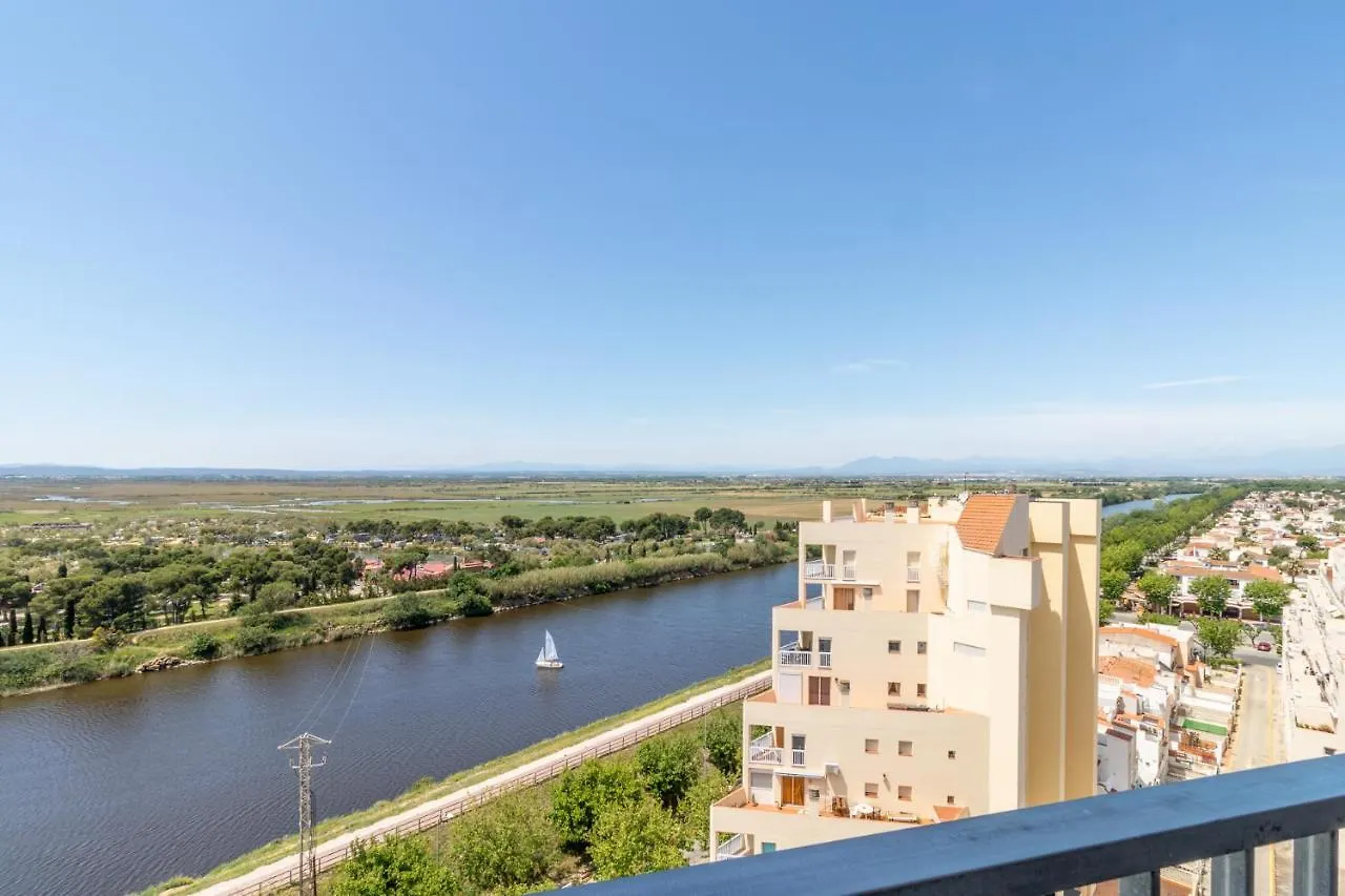 Goldhome - Karina Empuriabrava