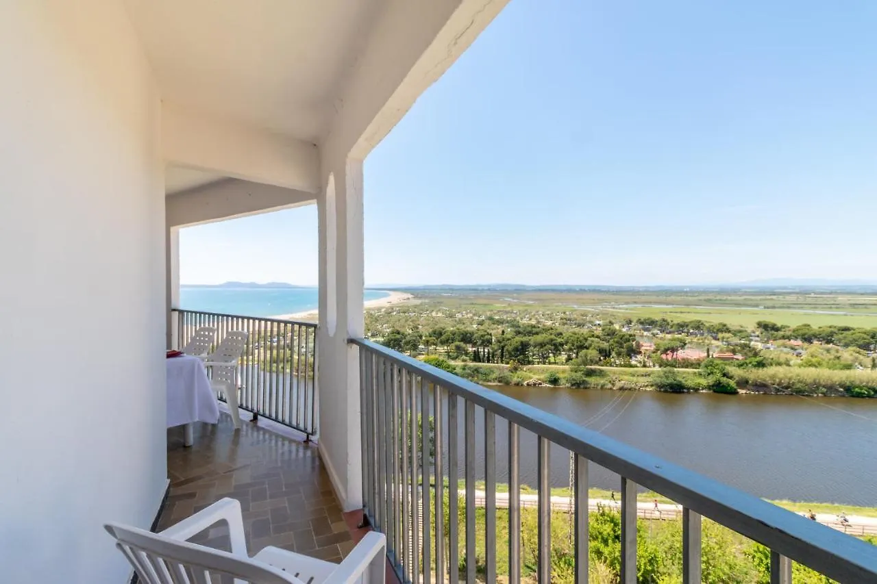 Goldhome - Karina Empuriabrava Spain